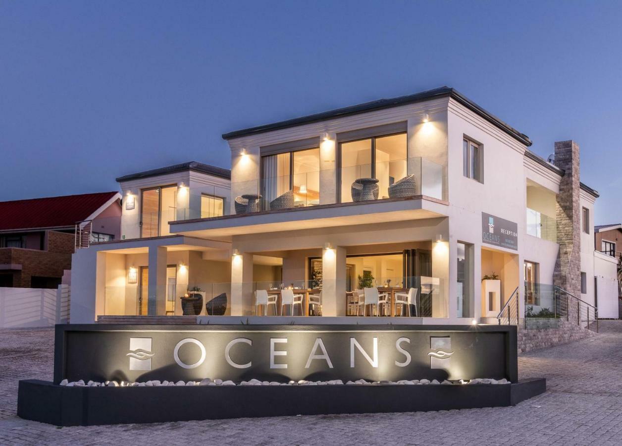 Oceans Guest House & Luxurious Apartments Struisbaai Exterior photo